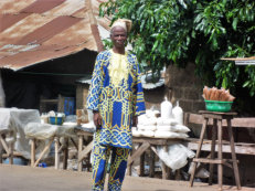Gari-Verkauf in einem Dorf bei Dassa-Zoumé