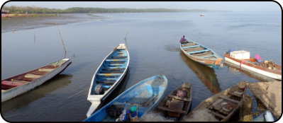 Fischerboote in Tendaba