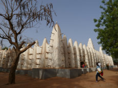alte Lehmmoschee in Bobo Dioulasso