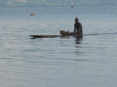 Fischer auf dem Lake Bosumtwi