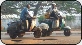 Benzinschmuggler in Porto Novo