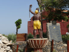 Monument zum Gedenken an die Sklavenbefreiung auf der Ile de Gorée