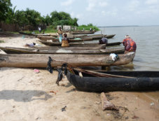 Am Ufer des Togo-Sees