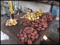 Kola nuts on Kejetia market, Kumasi