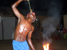fire-eater in Klouto