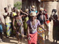 Danse traditionnelle chez les Tamberma