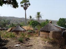 Village de Tanéka-Béri ou vivent les Yoms